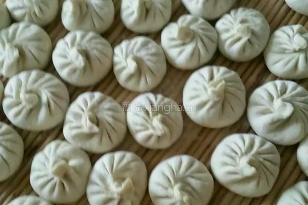 大叶芹包子的做法图解4