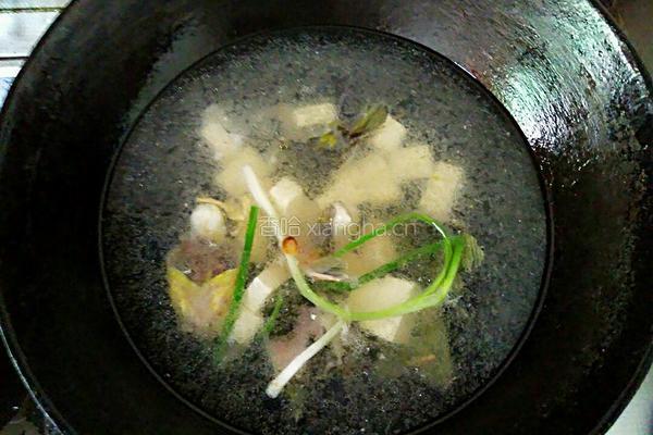 黄骨鱼汤的做法图解5