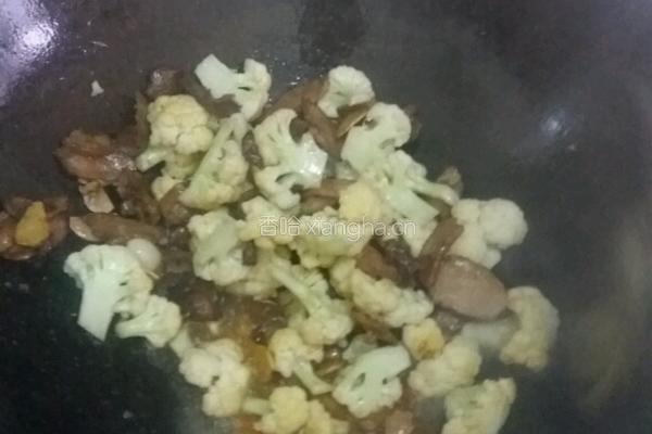 花菜炒肉的做法图解10