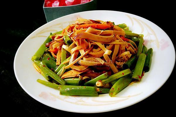 香葱拌干豆腐卷的做法图解7