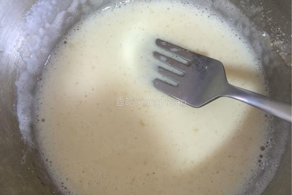 火龙果酸奶慕斯蛋糕的做法图解4