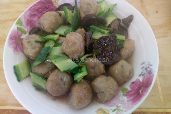 松菇鲅鱼丸