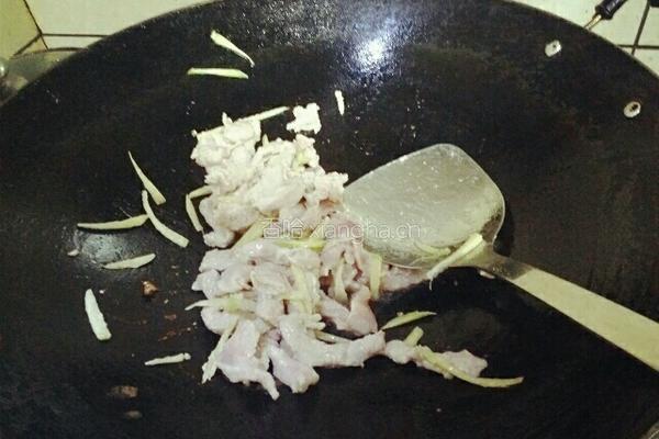 西葫芦炒脊里肉的做法图解9