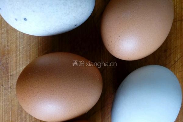 三色蛋羹的做法图解1