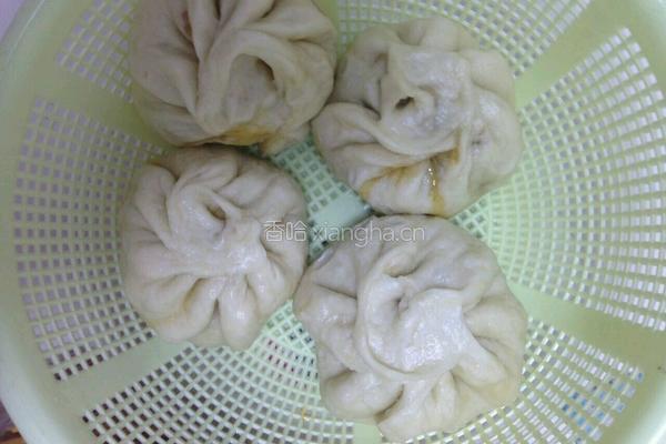 芹菜猪肉包子的做法图解11