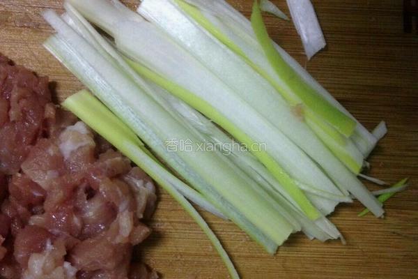 芹菜猪肉包子的做法图解5
