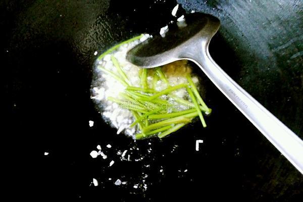 卷心菜炒苕粉丝的做法图解9