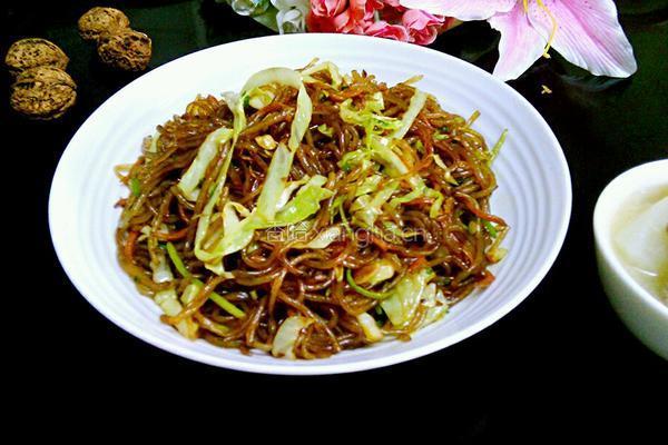 卷心菜炒苕粉丝的做法图解18