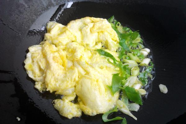 鸡蛋卷心菜炒面条的做法图解10