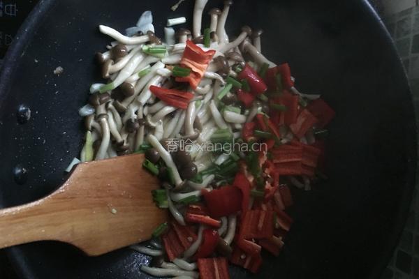 蟹味菇炒鸡蛋的做法图解11