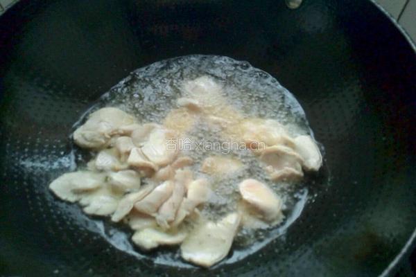 彩椒炒鸡肉的做法图解3