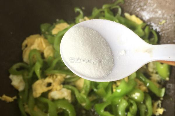 最简单的辣椒炒鸡蛋的做法图解10