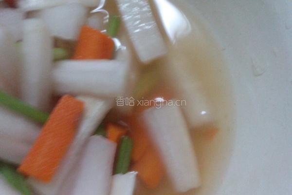 酸甜爽口萝卜的做法图解5