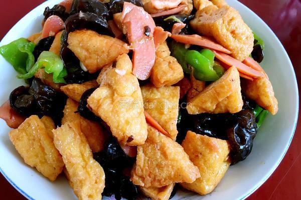 火腿木耳炒豆腐的做法图解7