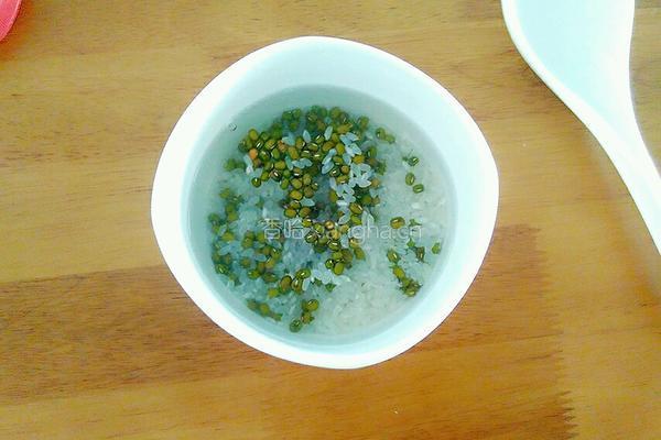 绿豆大米汤的做法图解2