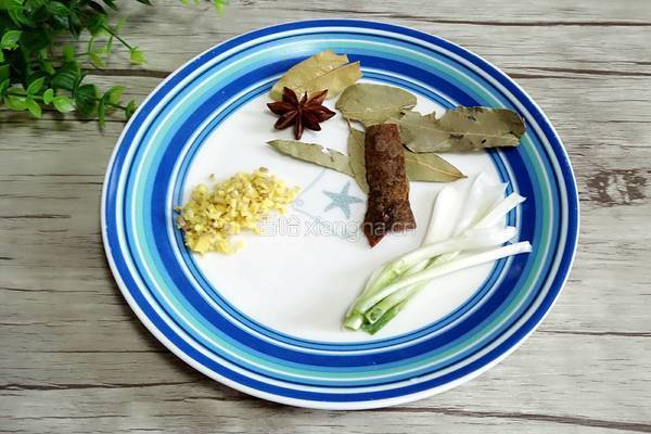 川味辣椒油的做法图解1