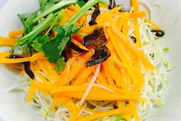 凉拌绿豆芽的做法图解7