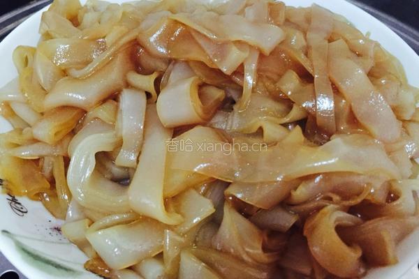 肉丝蔬菜炒粿条的做法图解2