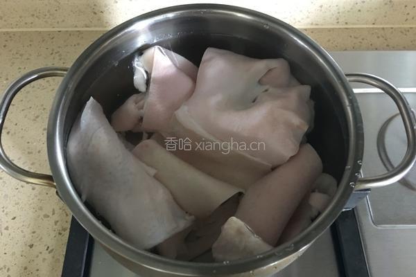 双色猪皮冻的做法图解4