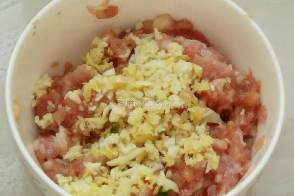 肉圆子蒸冬瓜的做法图解2