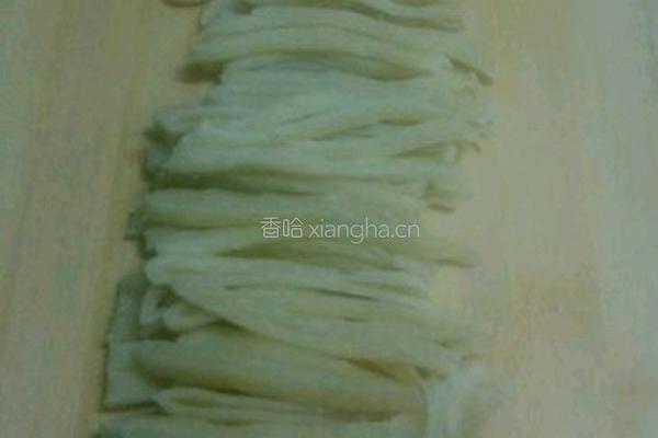 手擀刀切面条的做法图解4
