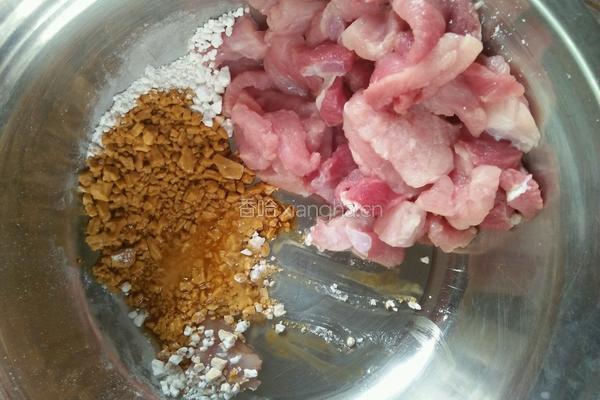 紫菜肉汤的做法图解2