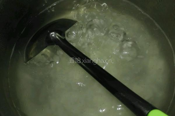 南瓜百合粥的做法图解3