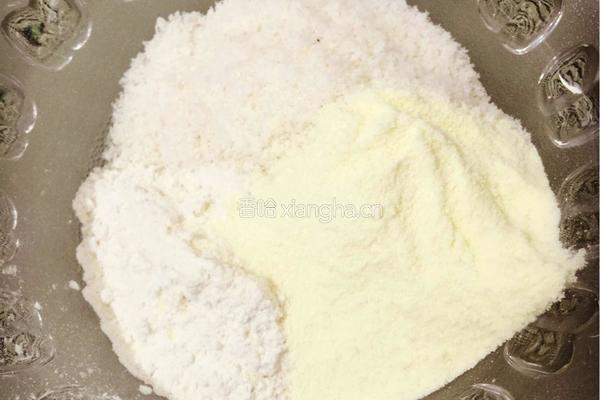 奶香椰丝球的做法图解2