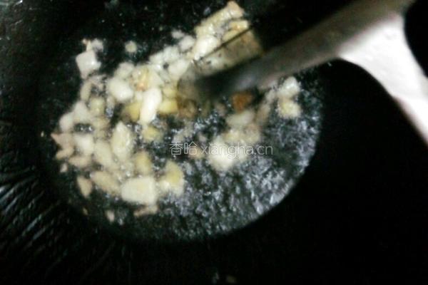 白萝卜炒芹菜肉丝的做法图解4