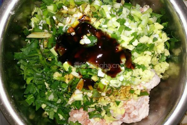 炸肉丸子的做法图解2