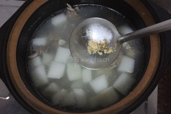 排骨炖白萝卜汤的做法图解8