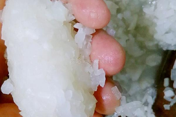 白萝卜鲜肉饺子（白萝卜可是美容的哦）的做法图解12