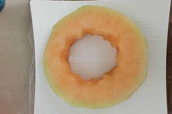 哈密瓜西米露的做法图解2