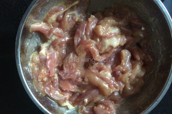 青豆炒肉的做法图解2