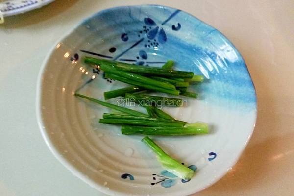  凉拌绿豆芽的做法图解2