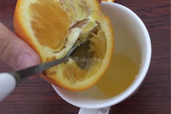 百香果橙汁的做法图解3