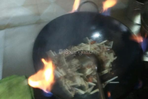 香辣干巴的做法图解2