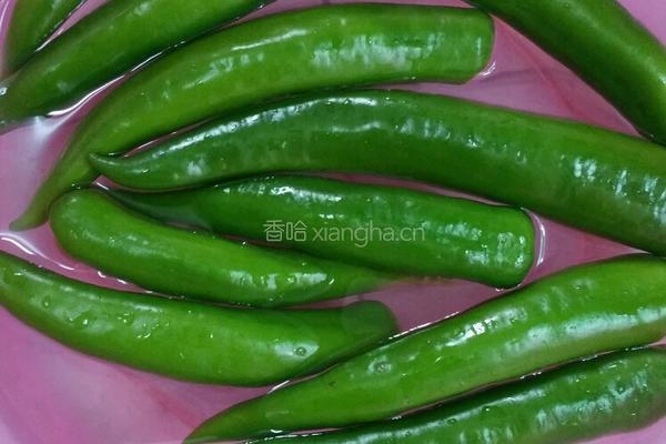 辣椒炒玉米的做法图解3