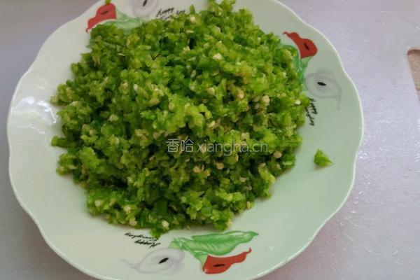 辣椒炒玉米的做法图解4