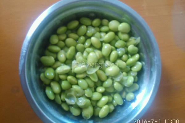 蒸毛豆的做法图解2