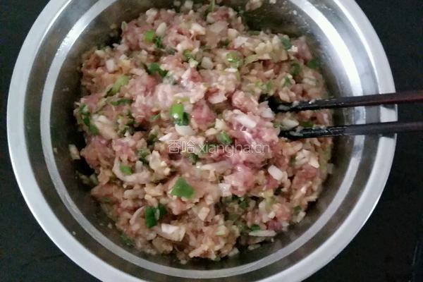 白萝卜猪肉馅生煎包的做法图解10