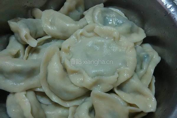 韭菜鸡蛋饺子的做法图解8