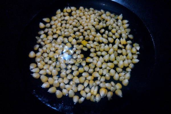 彩椒火腿玉米粒的做法图解4