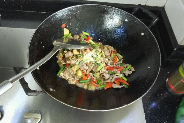 蒜苔炒黄牛肉(酸辣版)的做法图解7