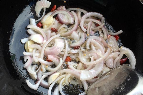 干锅土豆腊肉的做法图解6