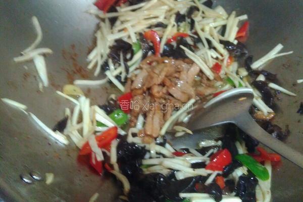茭白炒肉丝木耳的做法图解4