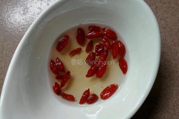 翡翠卷心菜包肉的做法图解4