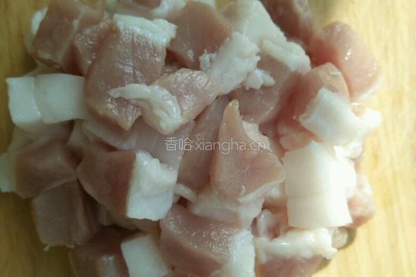 东北铁锅功夫鱼（草鱼）的做法图解2