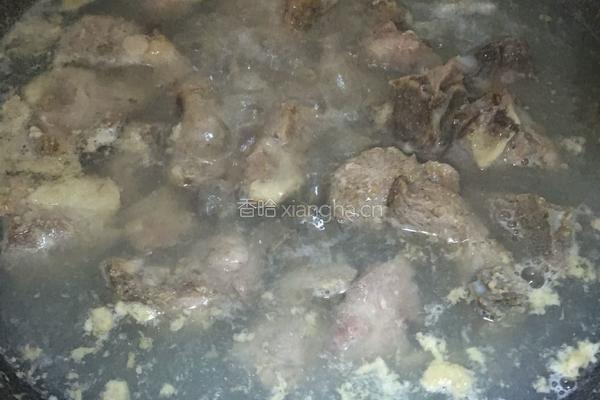 电饭煲版蒸排骨的做法图解1