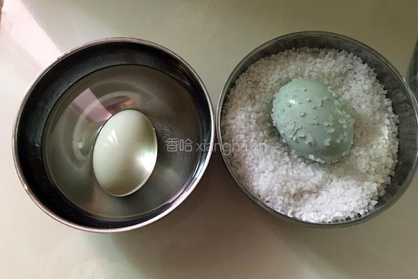 腌制咸鸭蛋的做法图解6